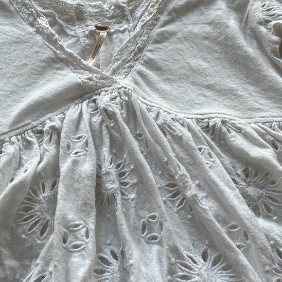 Free People Eyelet & Lace Sweeter Side Top - Picture 10 of 16
